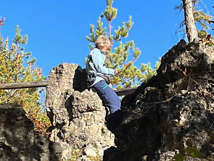 22-10-09 10-44-39 2552